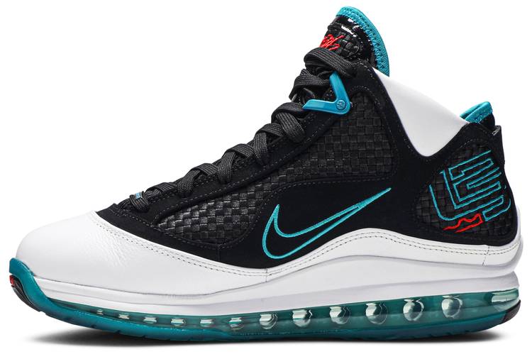Nike LeBron 7 Retro QS Red Carpet 2019