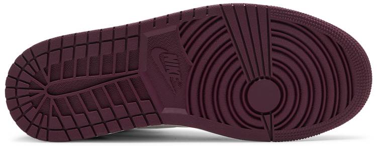 Jordan 1 Retro High OG Bordeaux