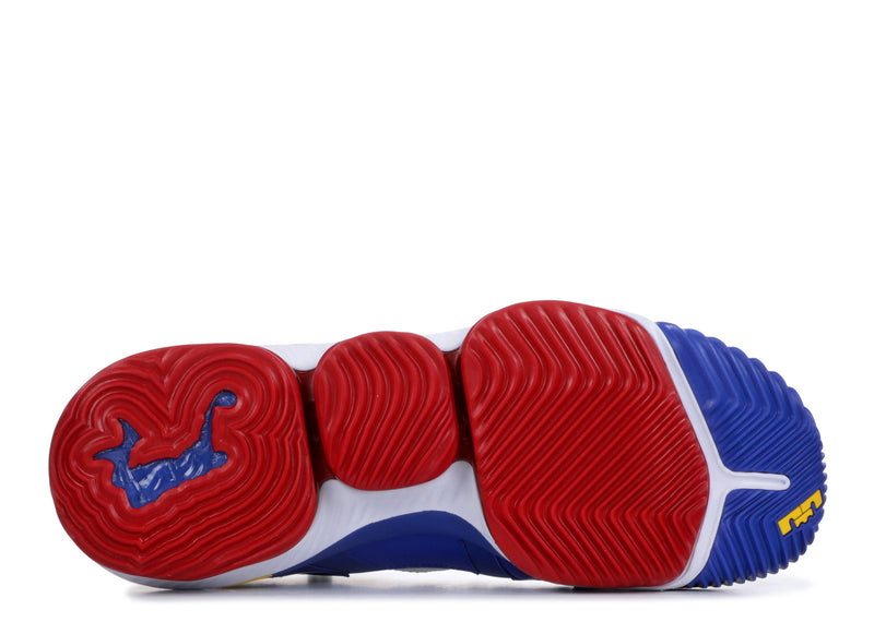 Nike LeBron 16 Superman SuperBron